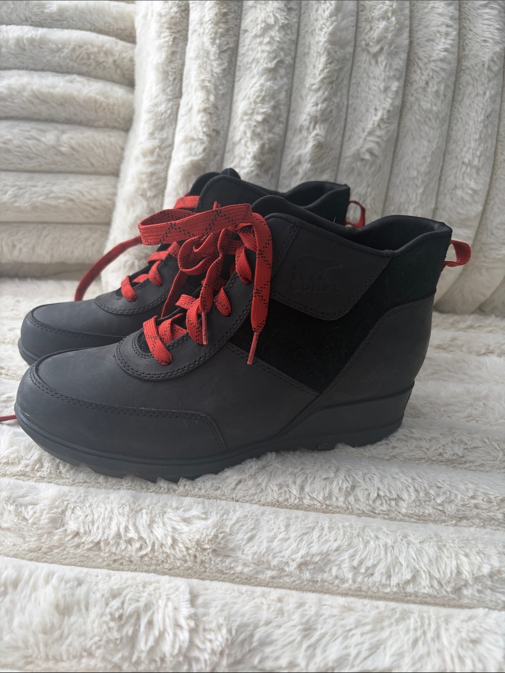 Sorel Black Wedge Lace-Up Boots with Red Laces